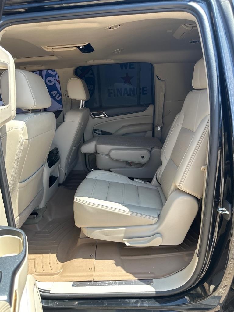 GMC Yukon XL Denali 4WD 2017