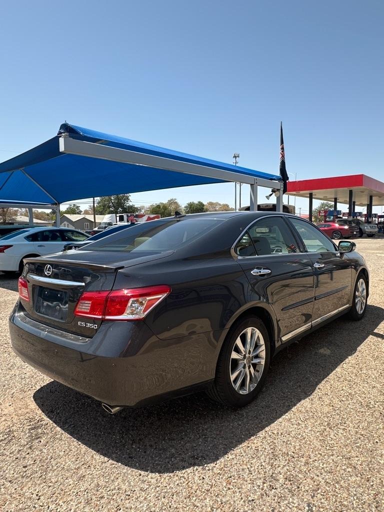 Lexus ES 350 Sedan 2011