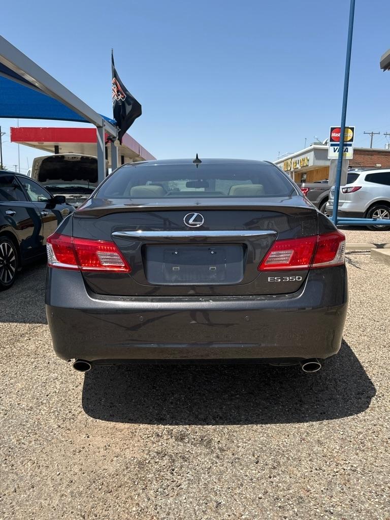 Lexus ES 350 Sedan 2011