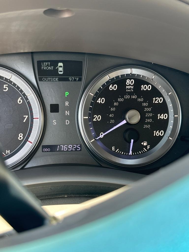 Lexus ES 350 Sedan 2011