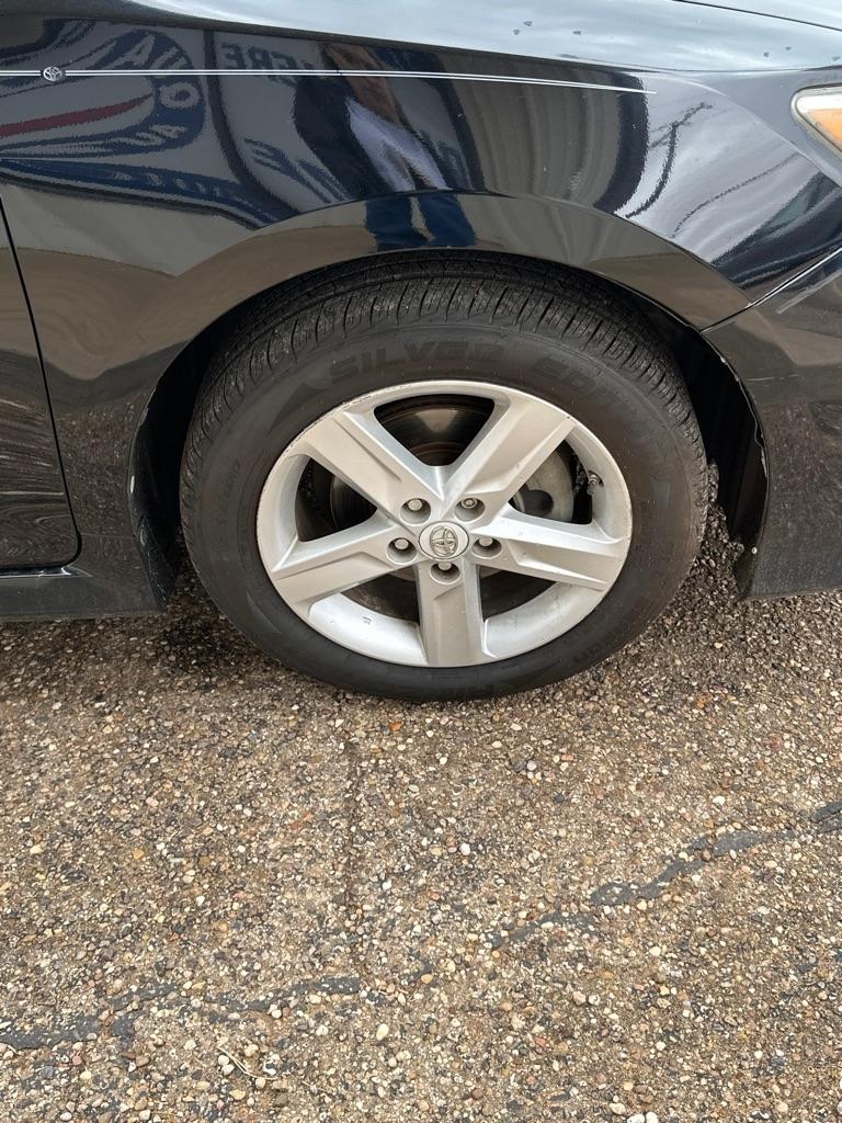 Toyota Camry L 2012