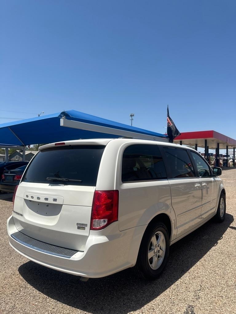 Dodge Grand Caravan Crew 2011