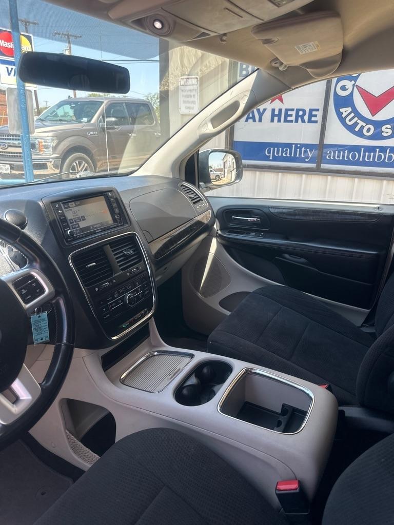 Dodge Grand Caravan Crew 2011