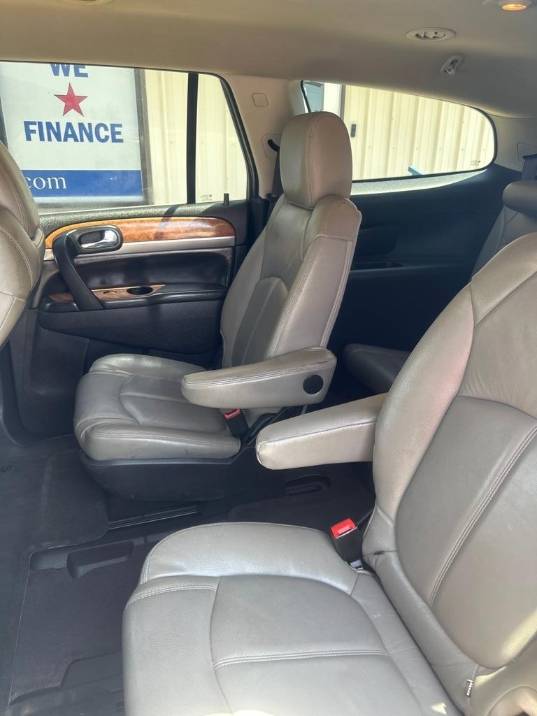 Buick Enclave Premium FWD 2012