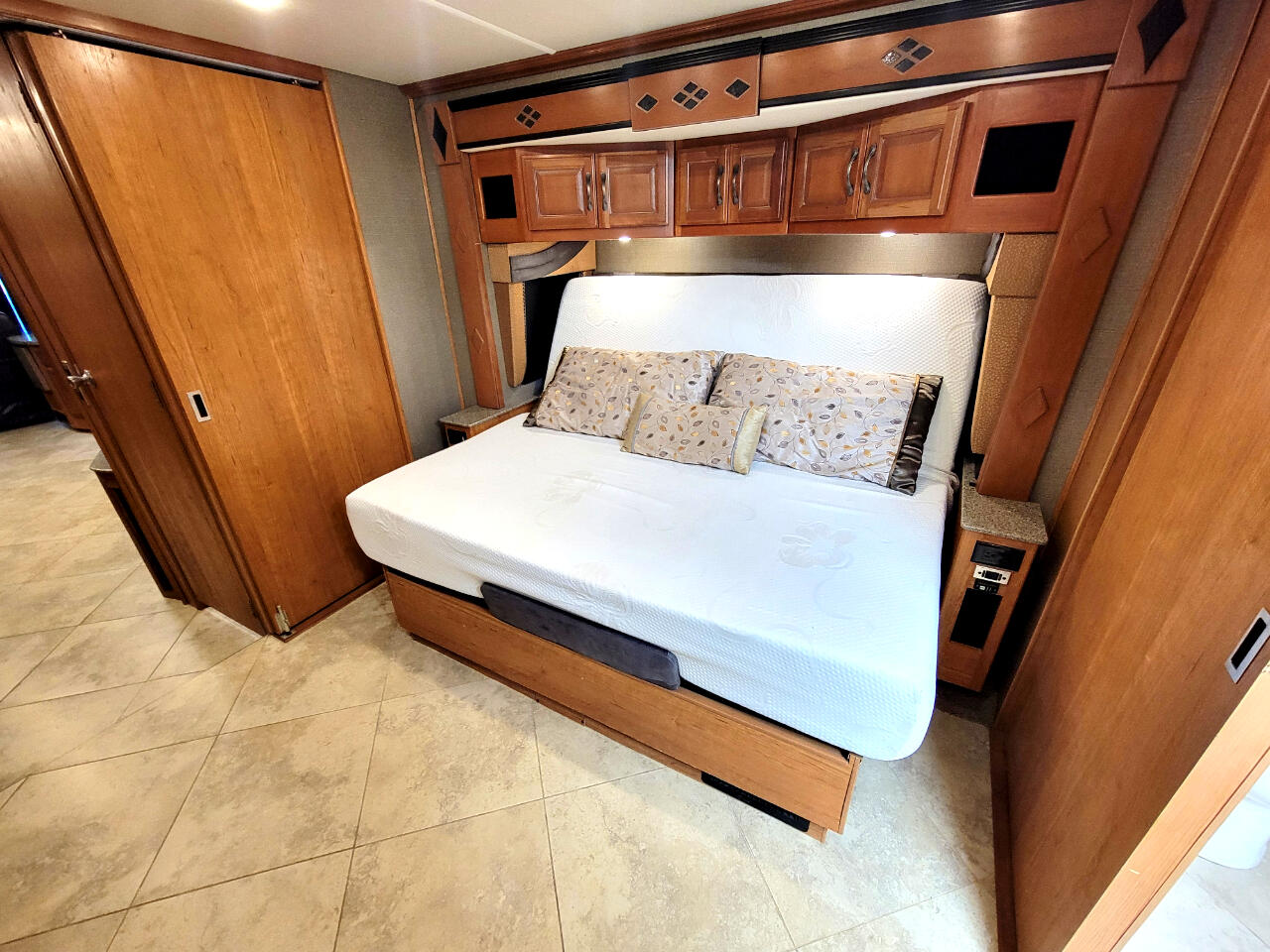 Fleetwood Expedition  2015 Fleetwood Expedition  2015