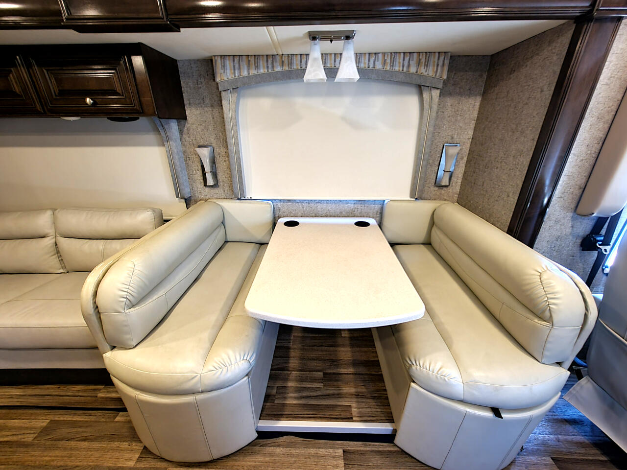 Thor Motor Coach Miramar  2017 Thor Motor Coach Miramar  2017