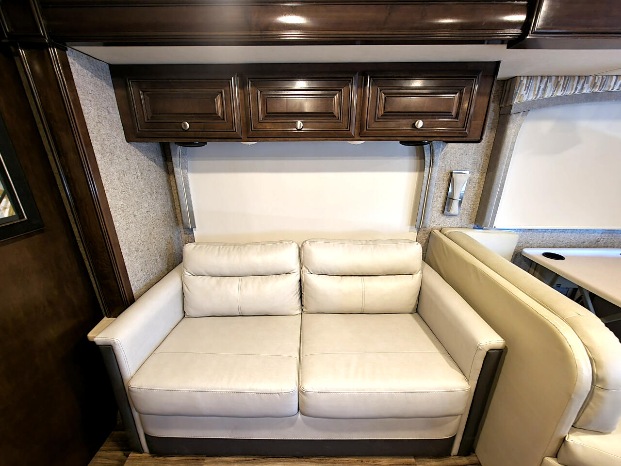 Thor Motor Coach Miramar  2017 Thor Motor Coach Miramar  2017