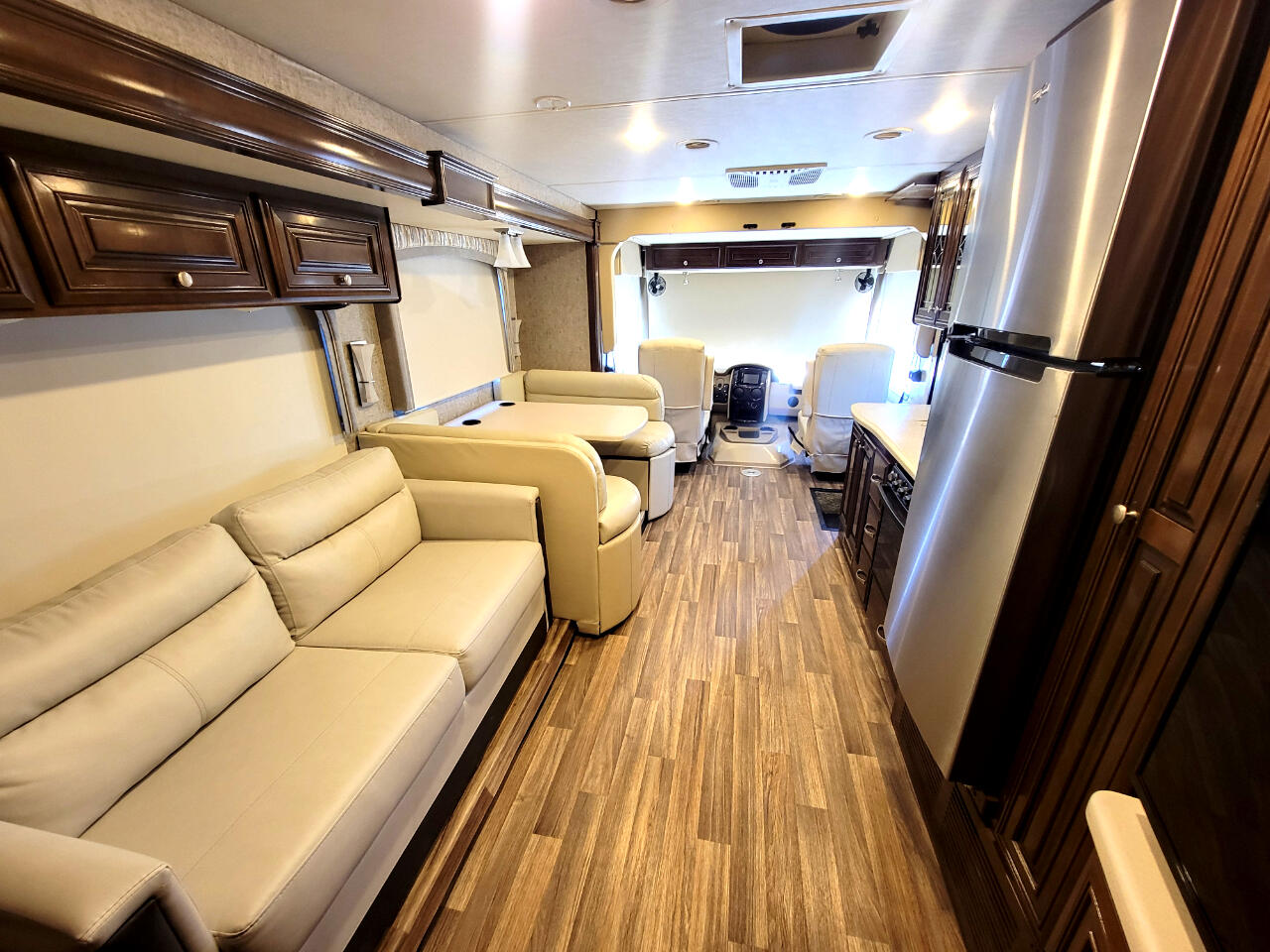 Thor Motor Coach Miramar  2017 Thor Motor Coach Miramar  2017