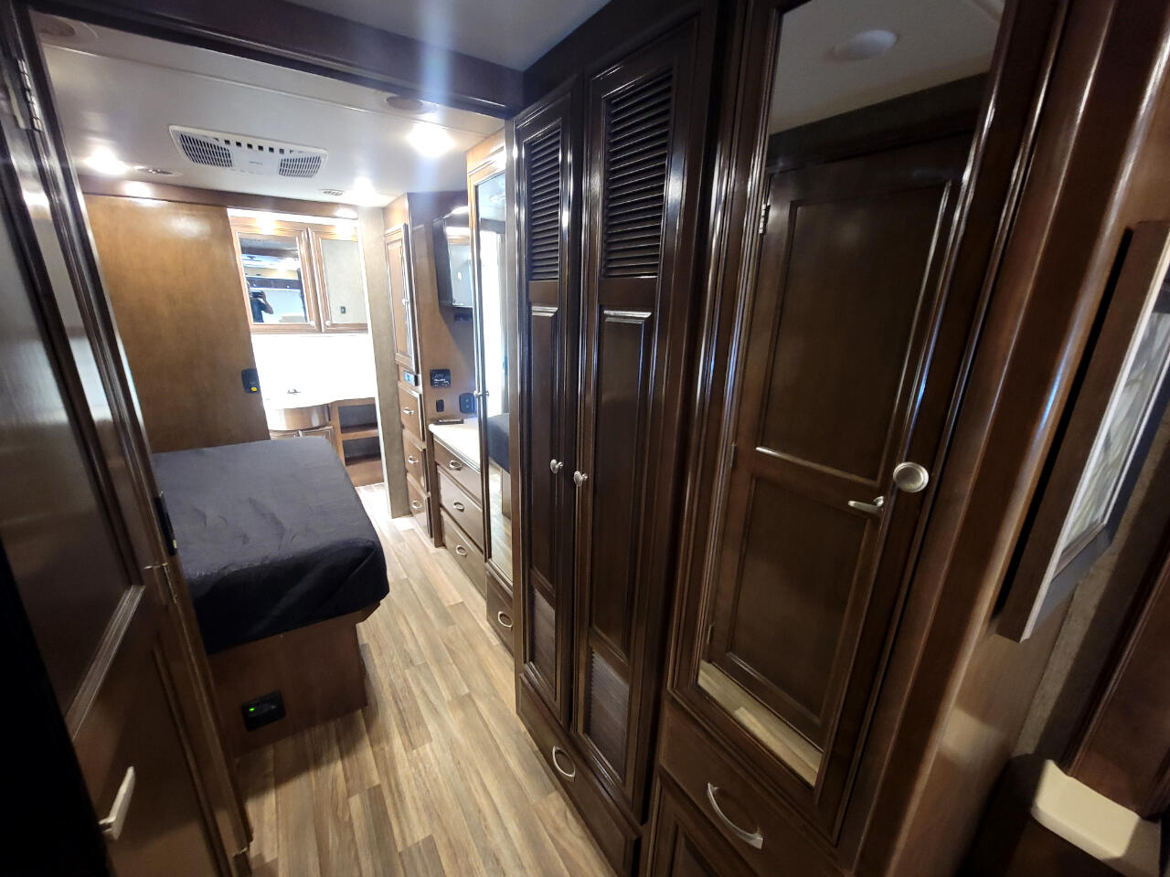 Thor Motor Coach Miramar  2017 Thor Motor Coach Miramar  2017