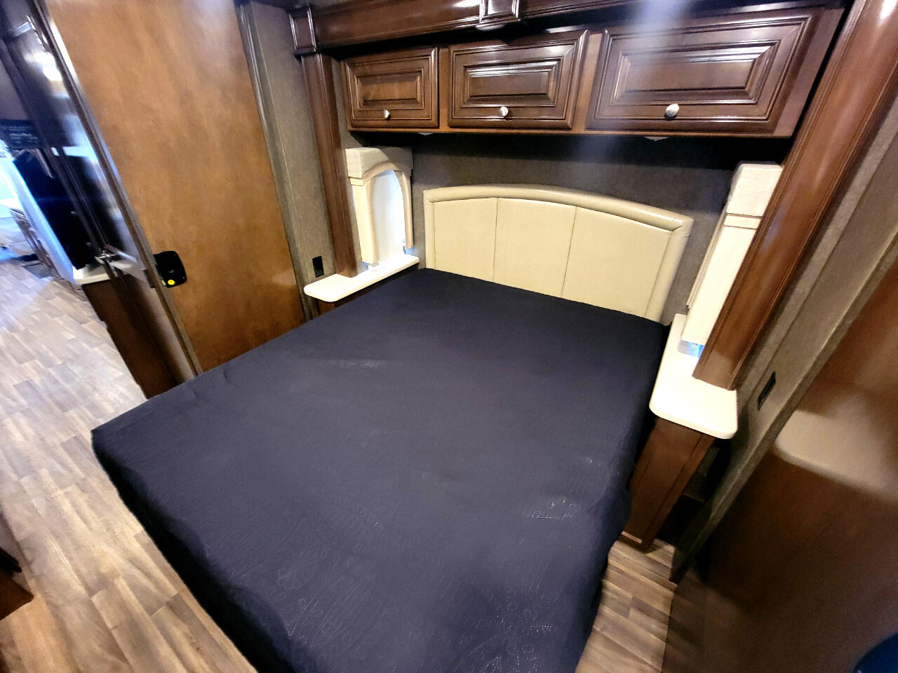 Thor Motor Coach Miramar  2017 Thor Motor Coach Miramar  2017