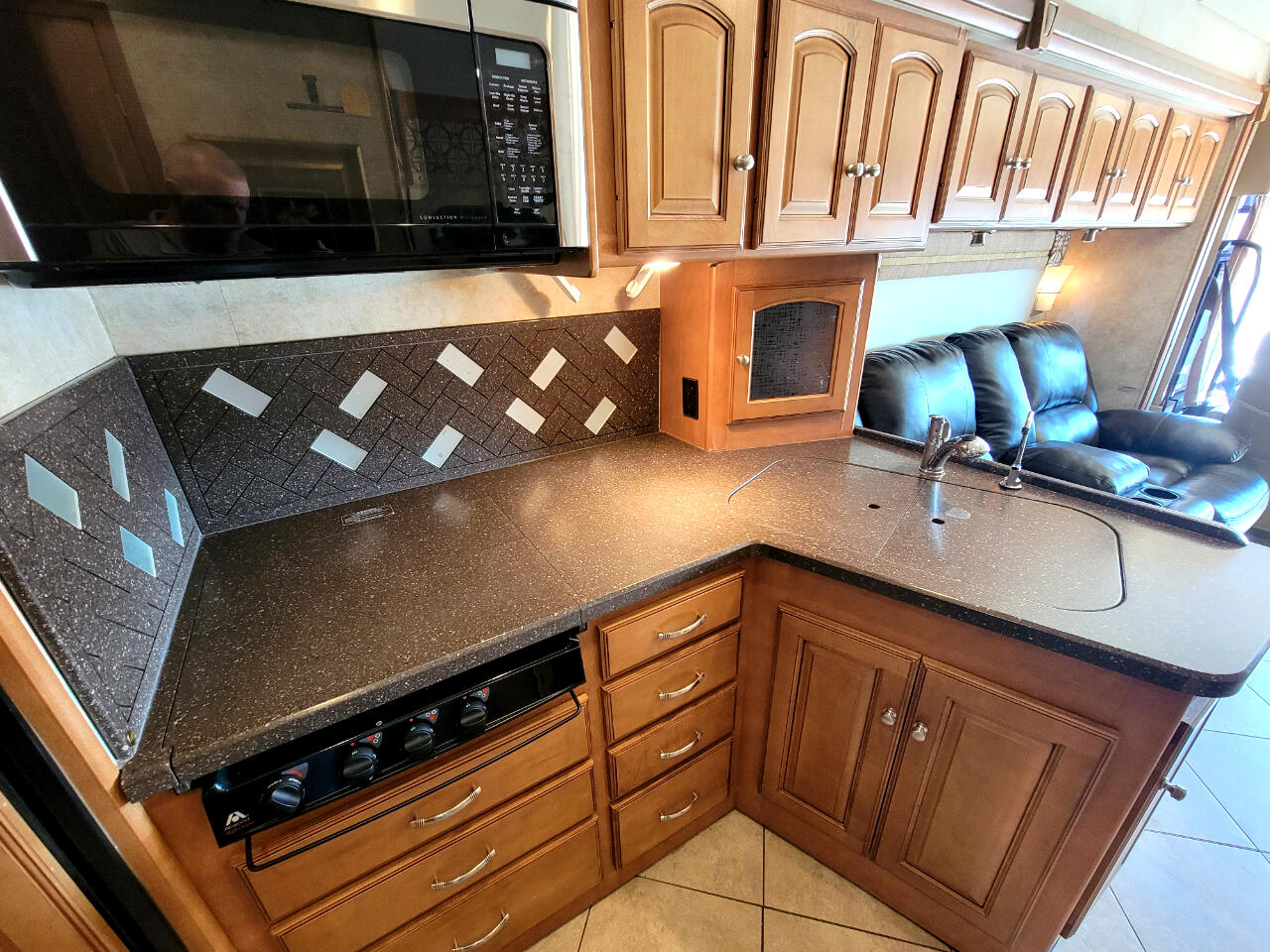 Winnebago Adventurer  2012 Winnebago Adventurer  2012