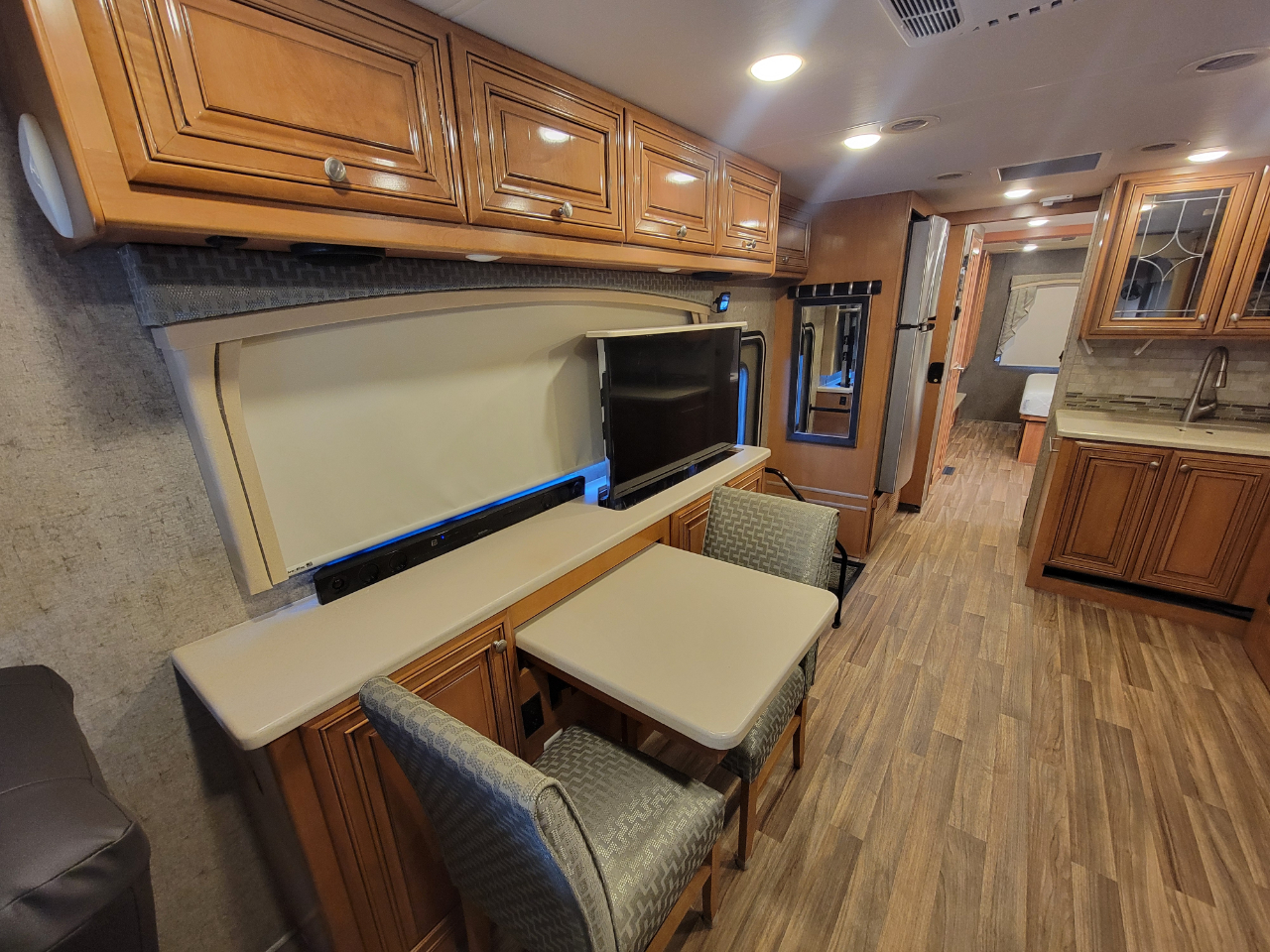 Thor Motor Coach Miramar  2017 Thor Motor Coach Miramar  2017