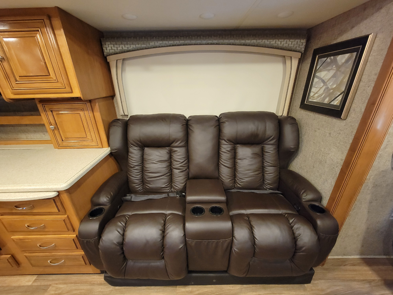 Thor Motor Coach Miramar  2017 Thor Motor Coach Miramar  2017