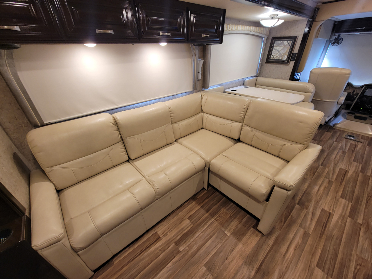 Thor Motor Coach Miramar  2018