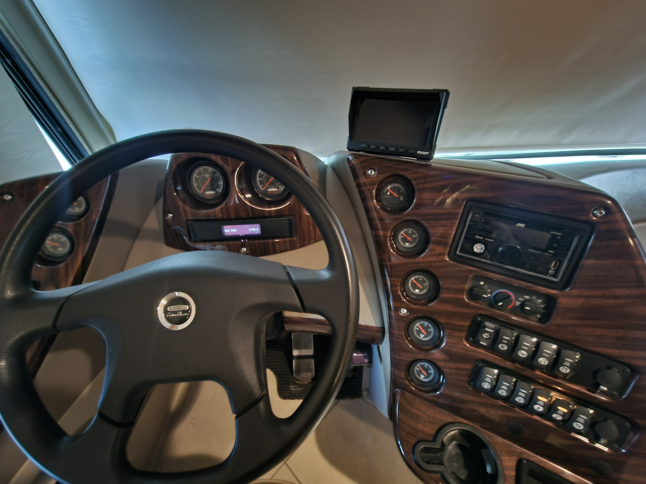 Forest River Berkshire  2014