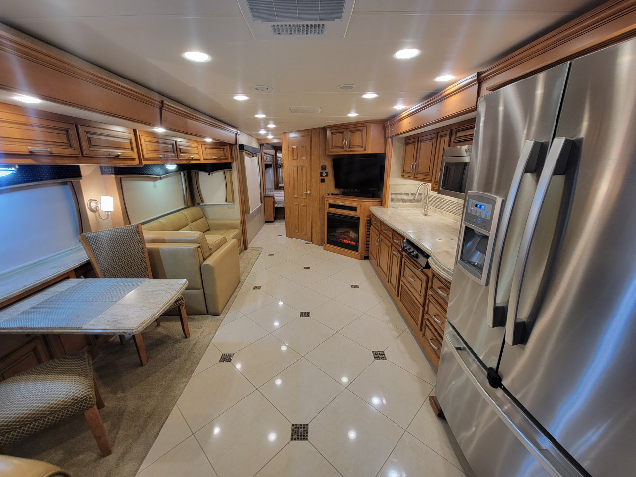 Forest River Berkshire  2014