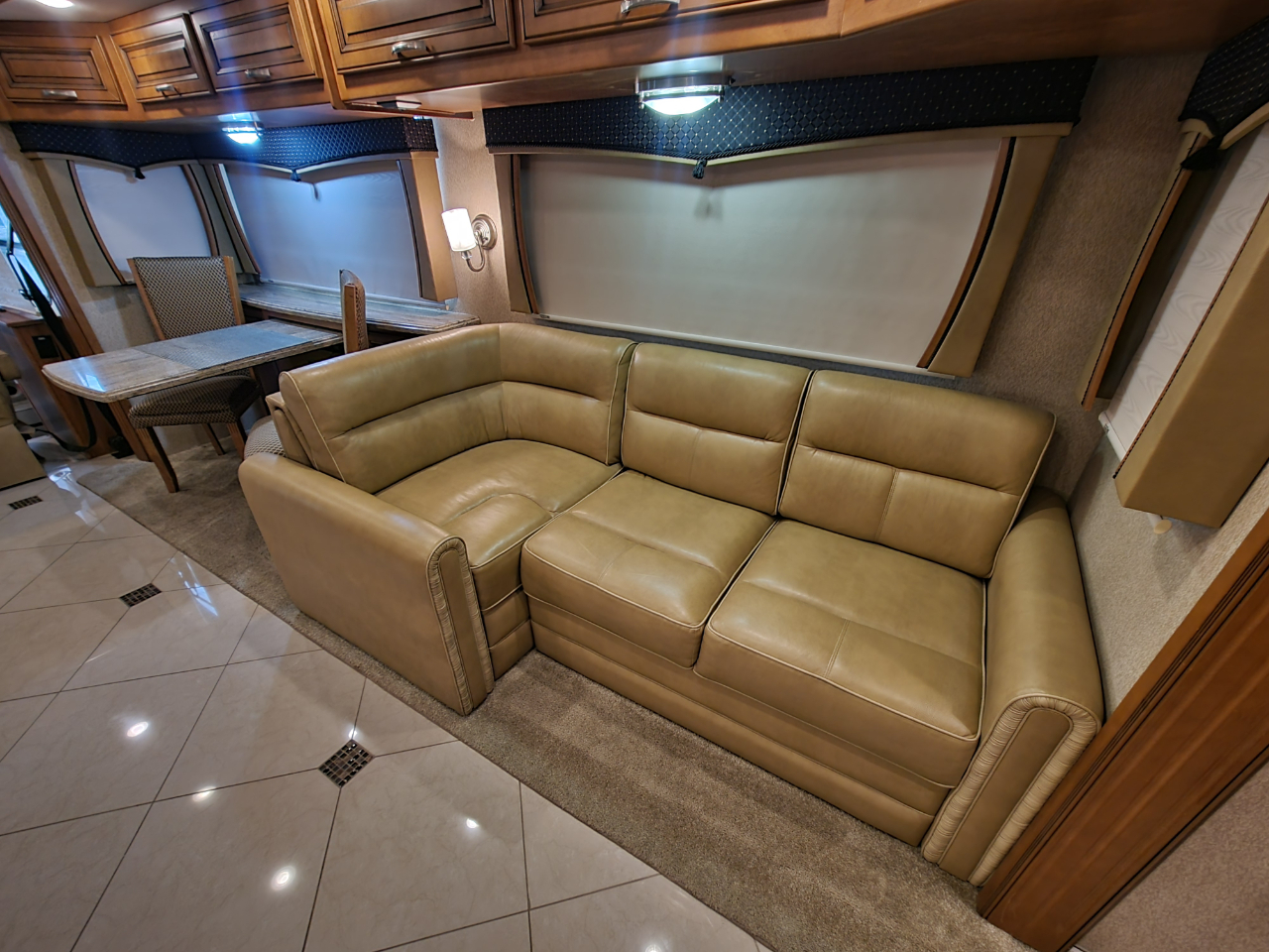 Forest River Berkshire  2014