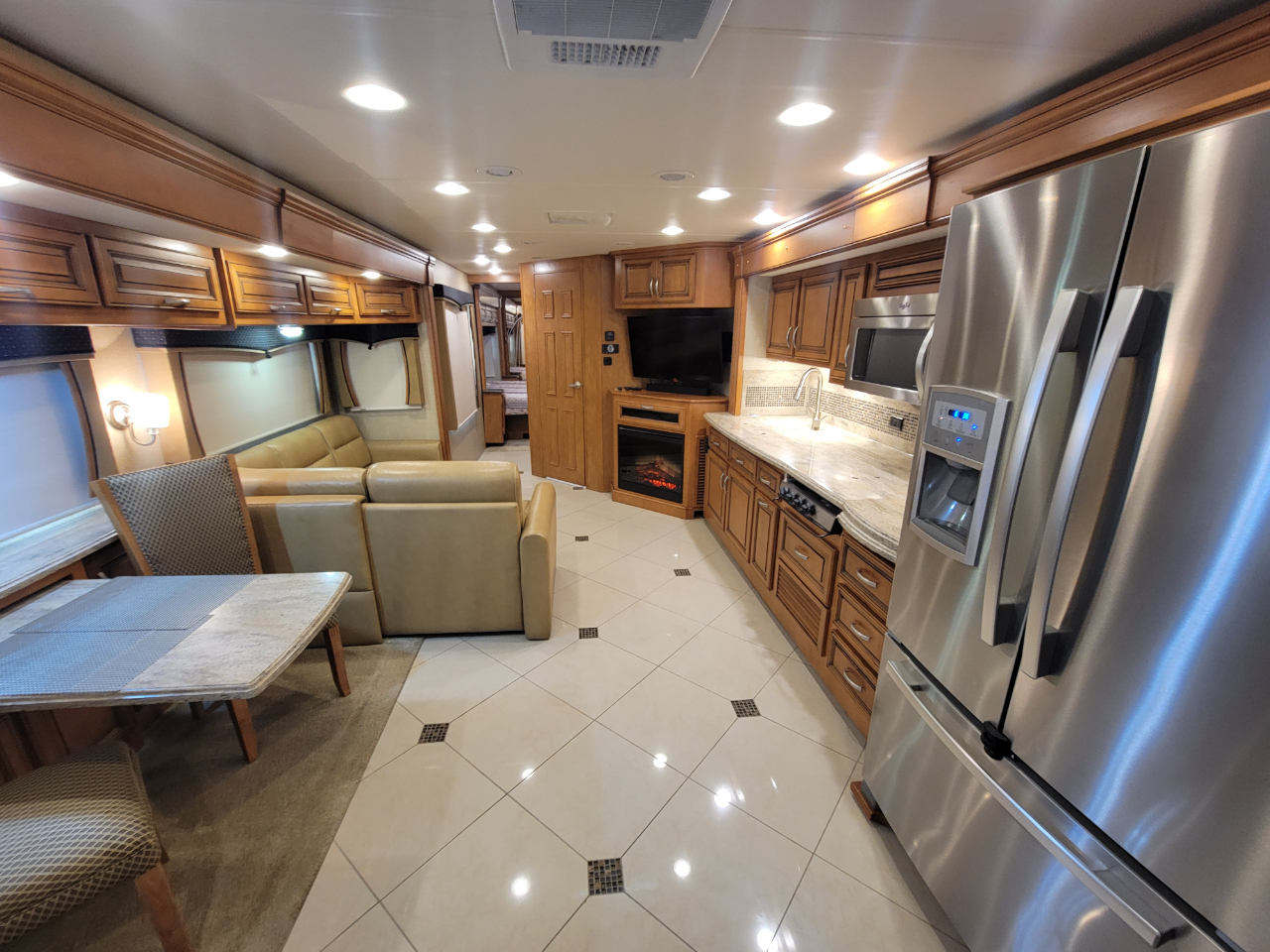 Forest River Berkshire  2014