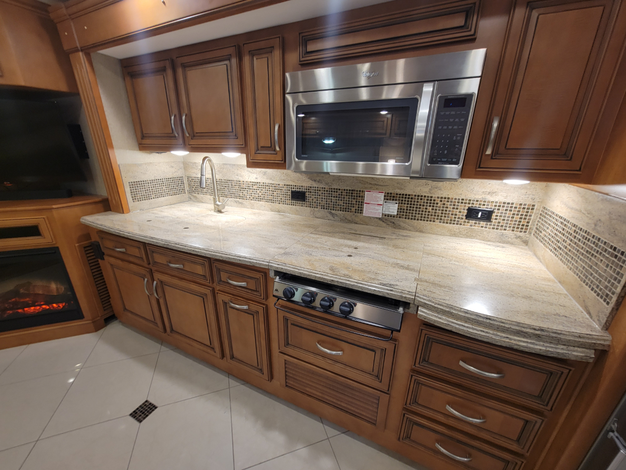 Forest River Berkshire  2014