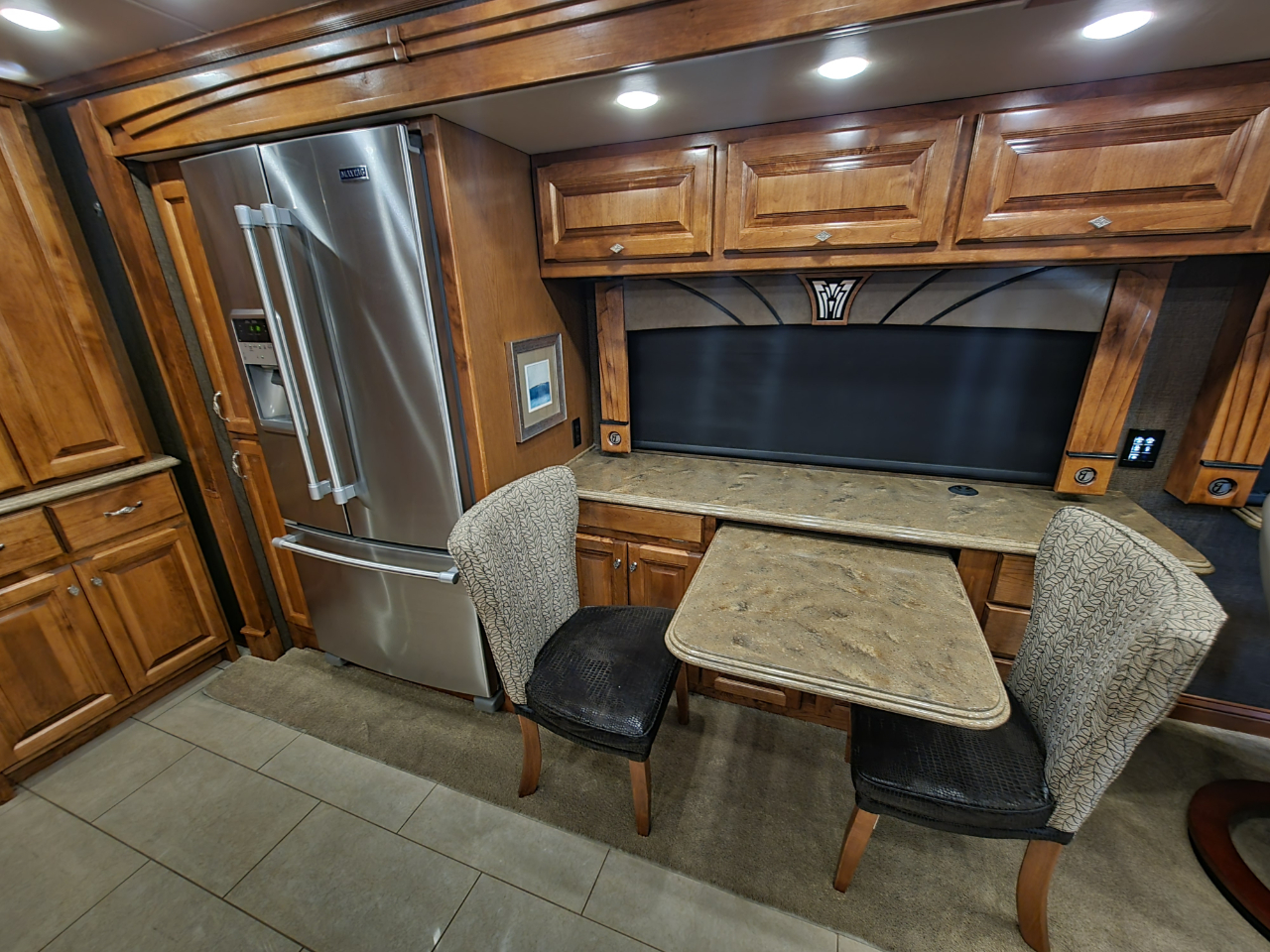 Tiffin Motorhomes Phaeton  2016