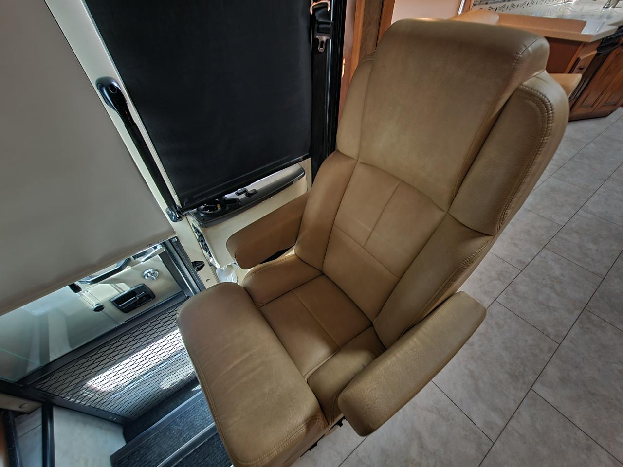 Tiffin Motorhomes Allegro  2013