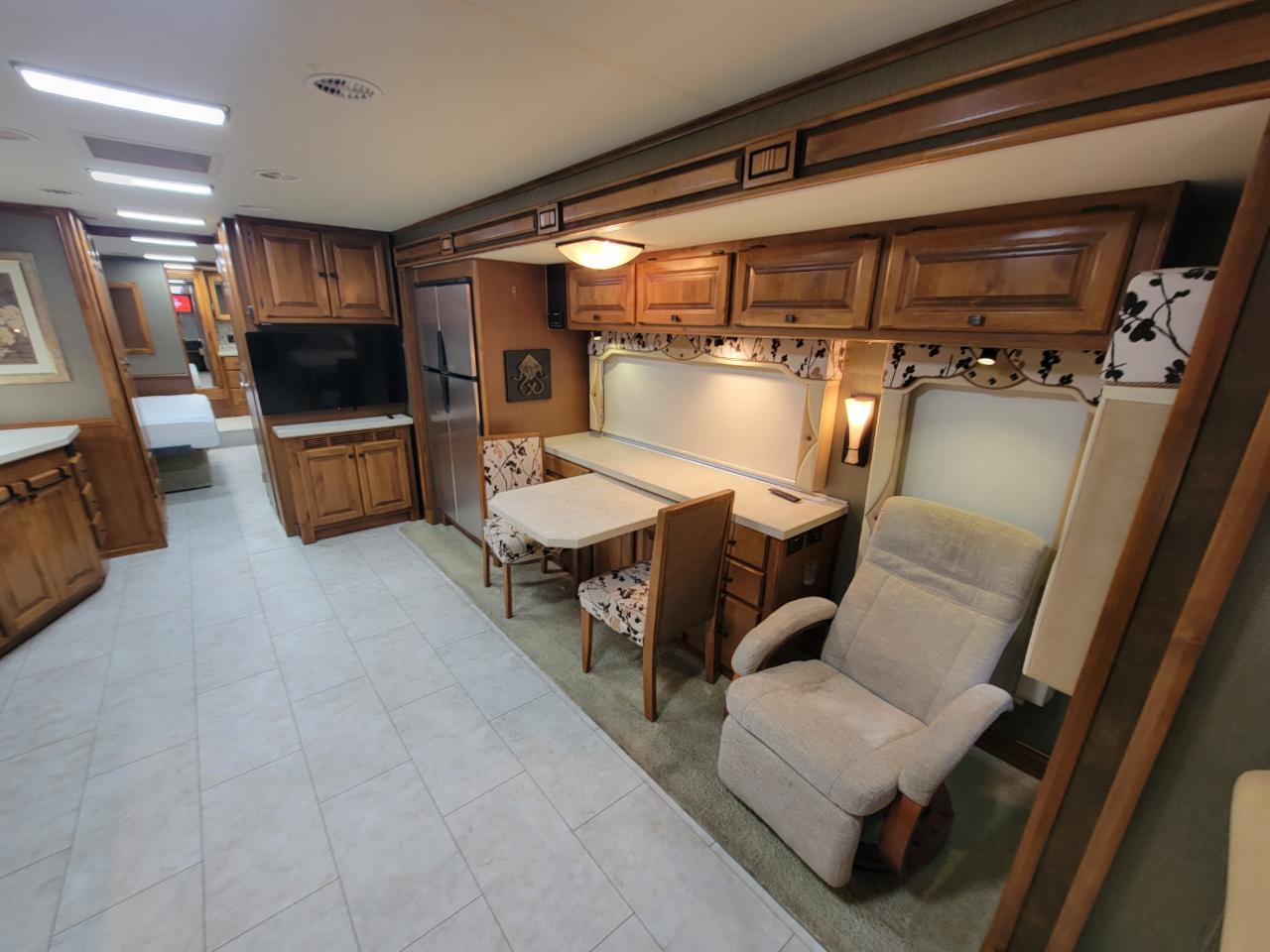 Tiffin Motorhomes Allegro  2013