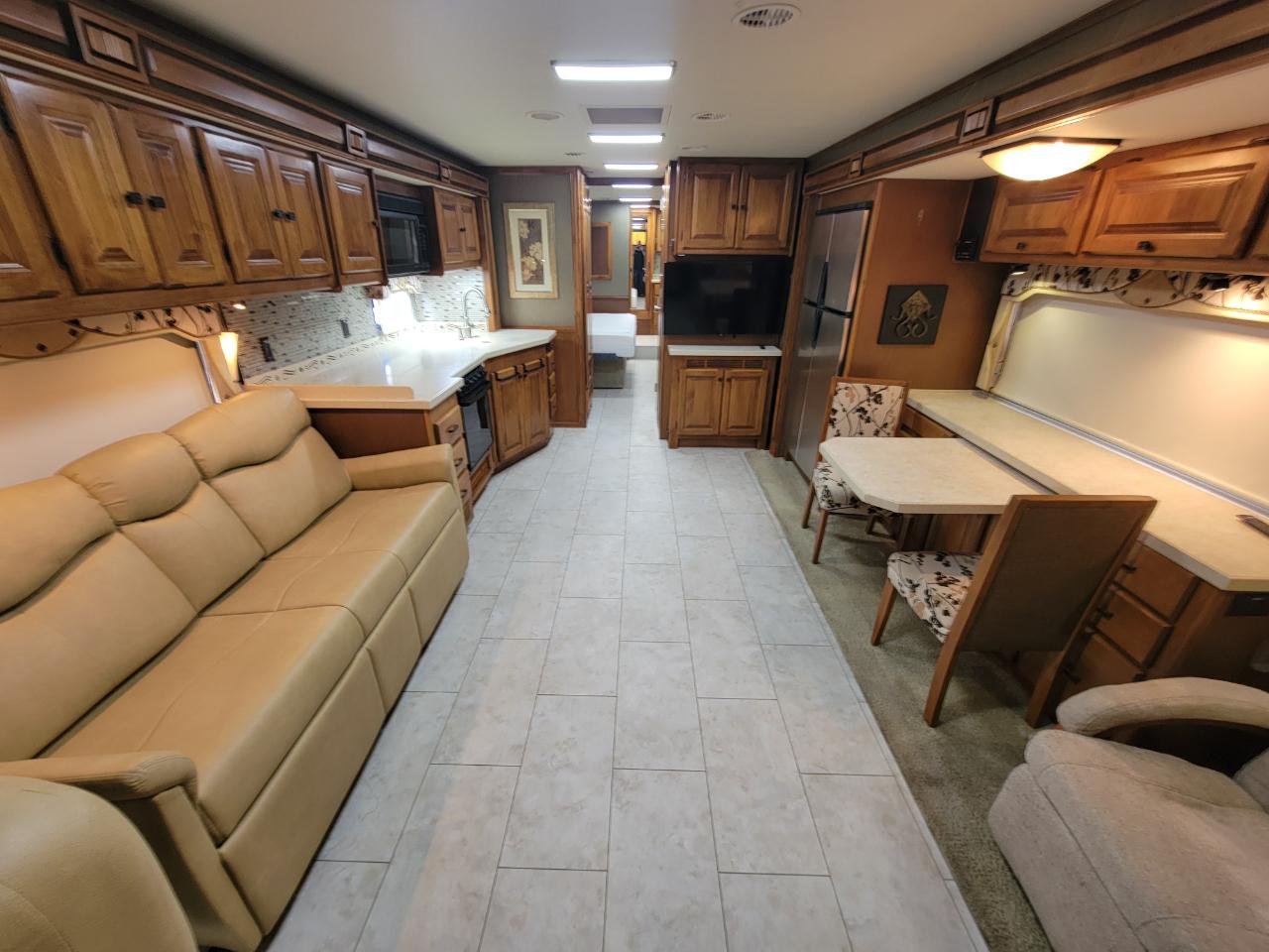 Tiffin Motorhomes Allegro  2013