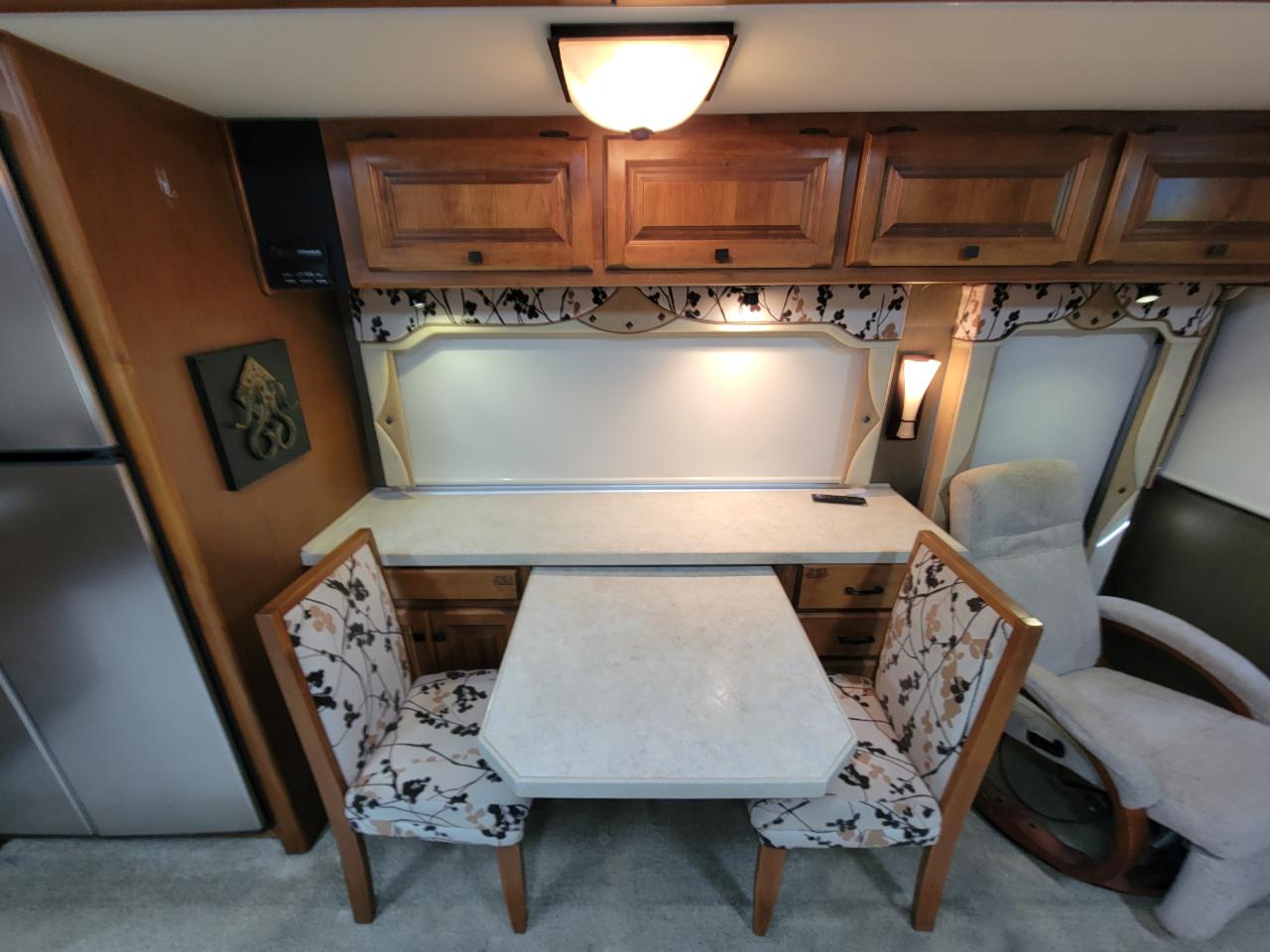 Tiffin Motorhomes Allegro  2013