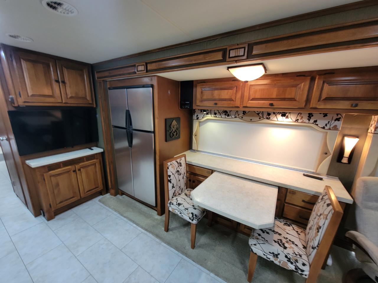 Tiffin Motorhomes Allegro  2013
