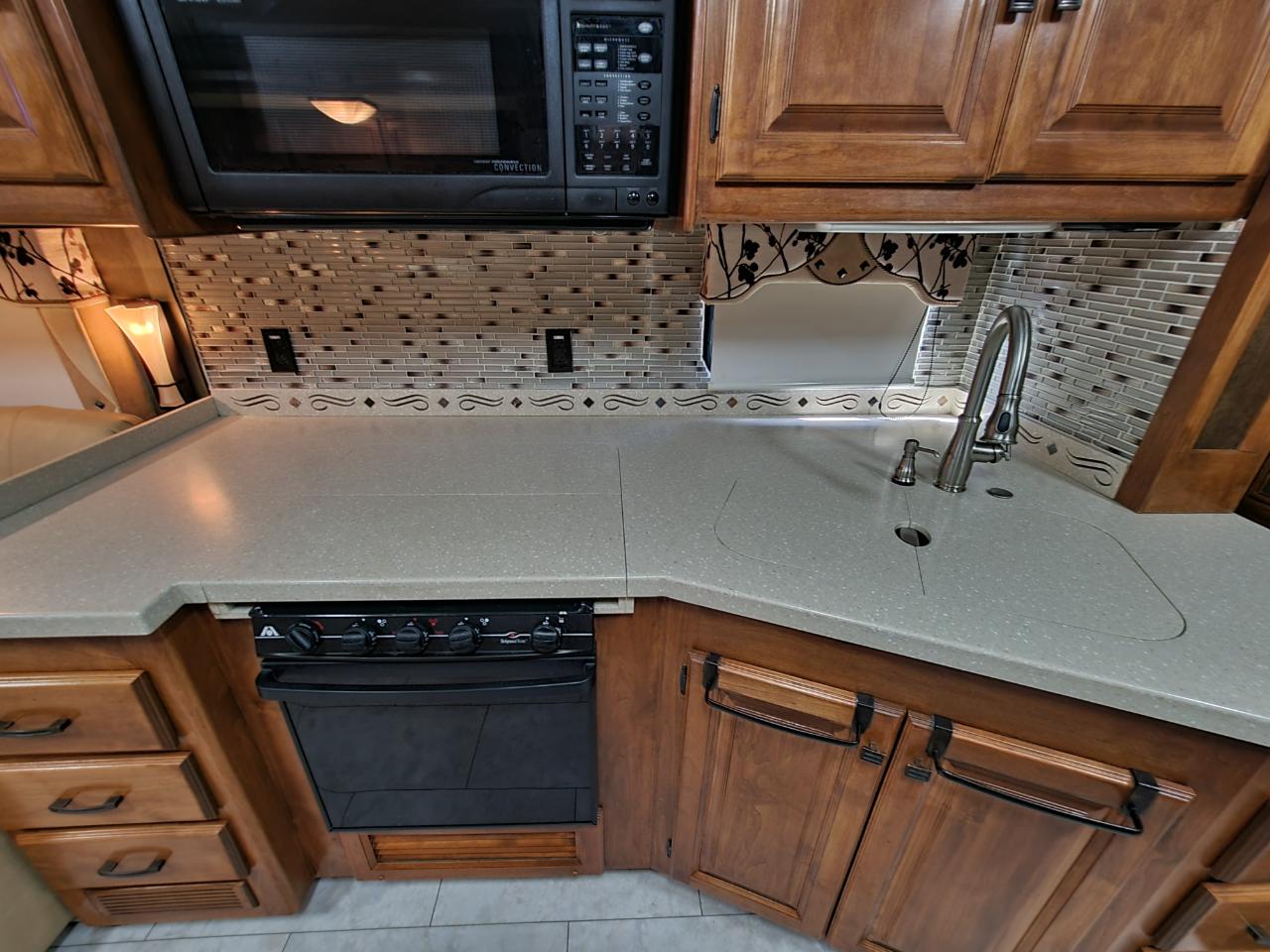 Tiffin Motorhomes Allegro  2013
