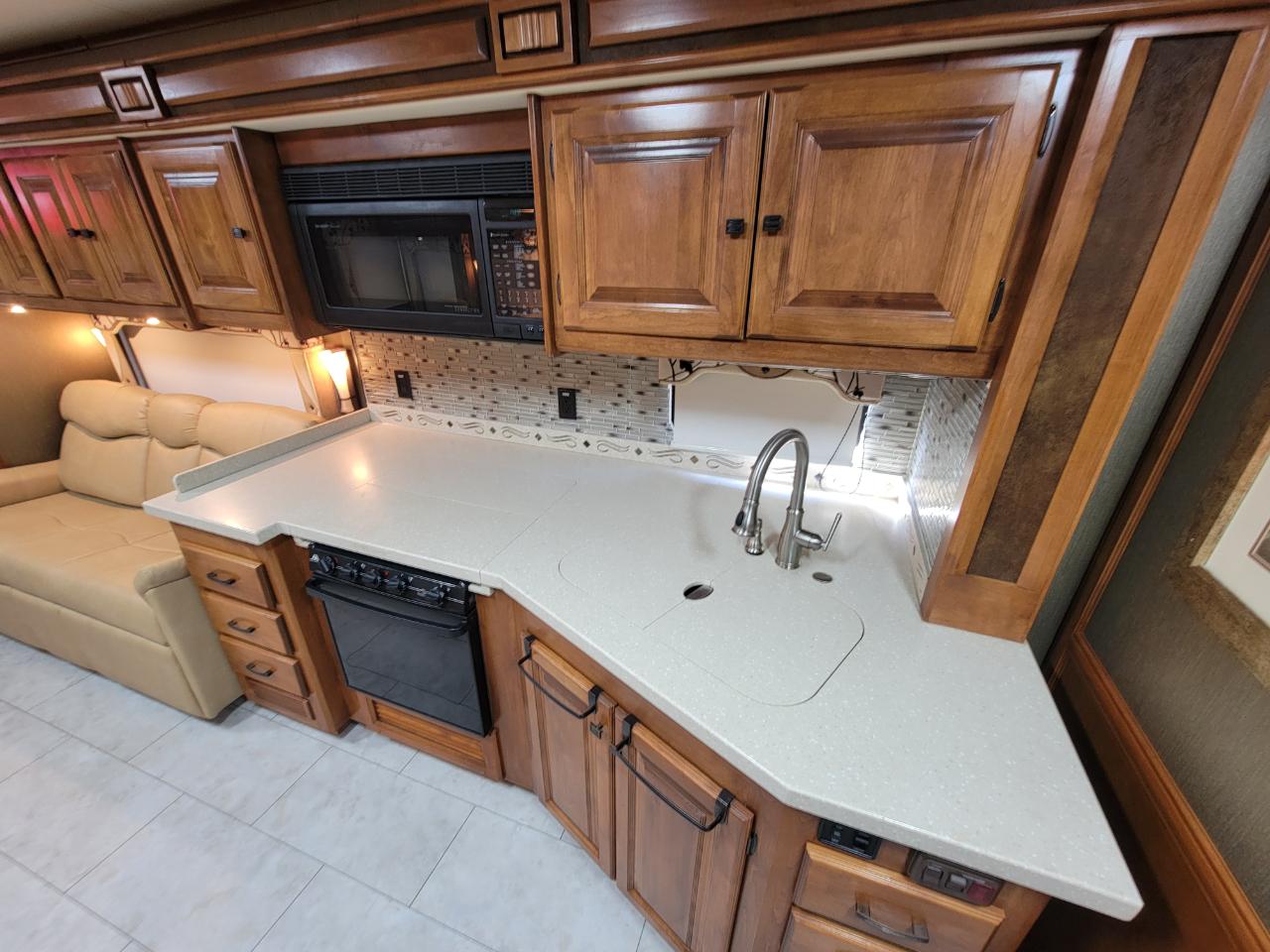 Tiffin Motorhomes Allegro  2013