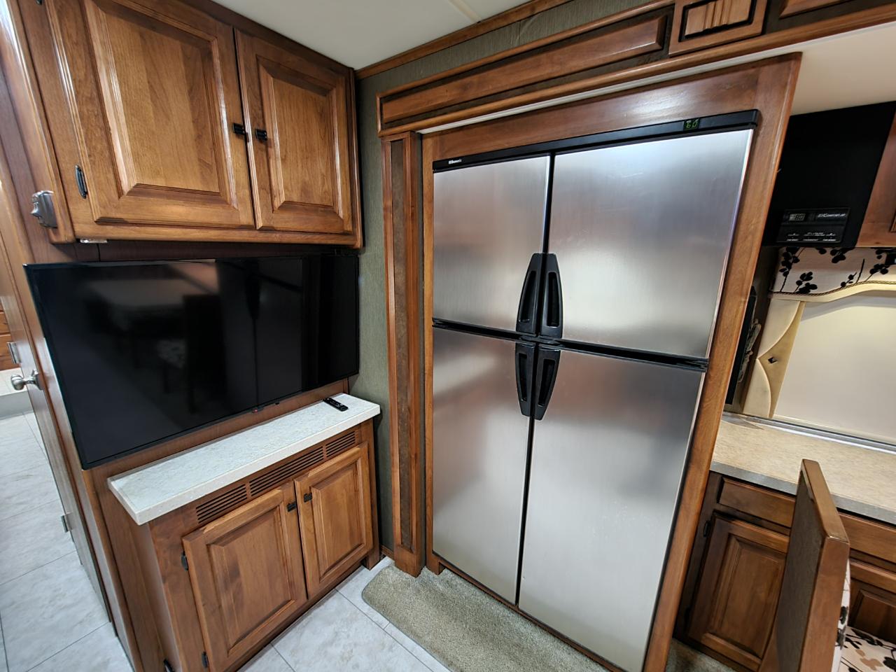 Tiffin Motorhomes Allegro  2013
