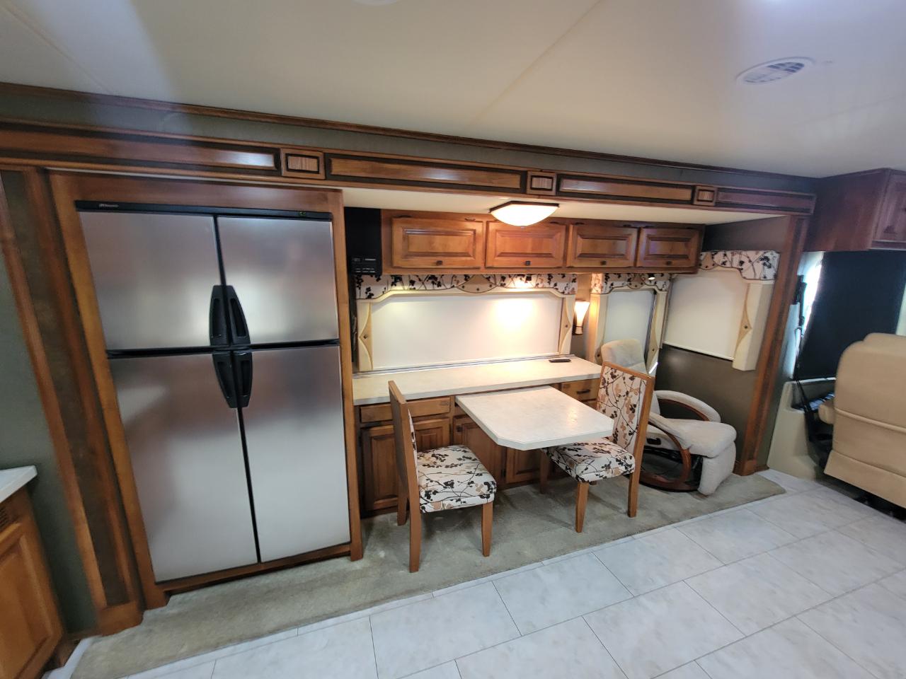 Tiffin Motorhomes Allegro  2013