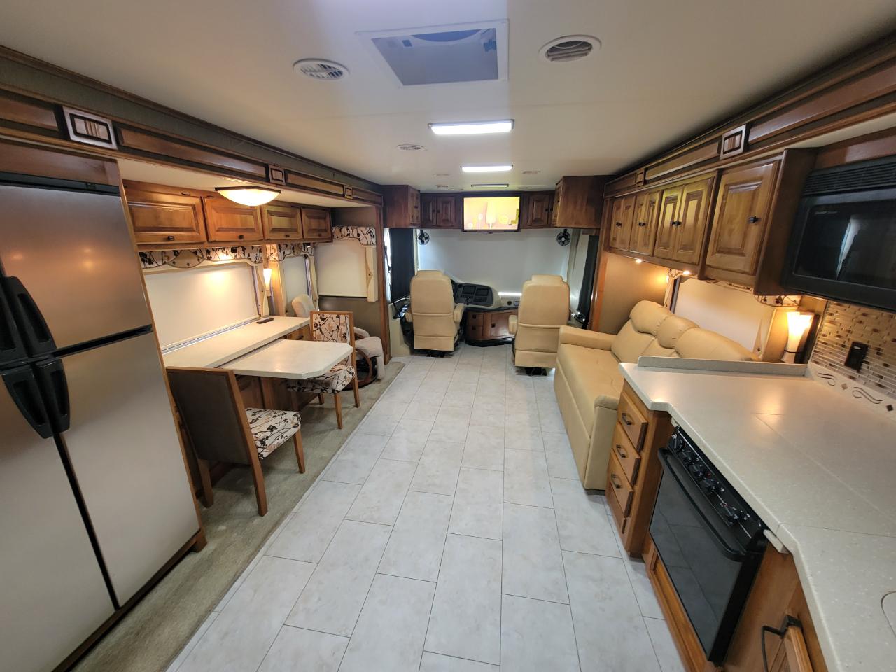 Tiffin Motorhomes Allegro  2013