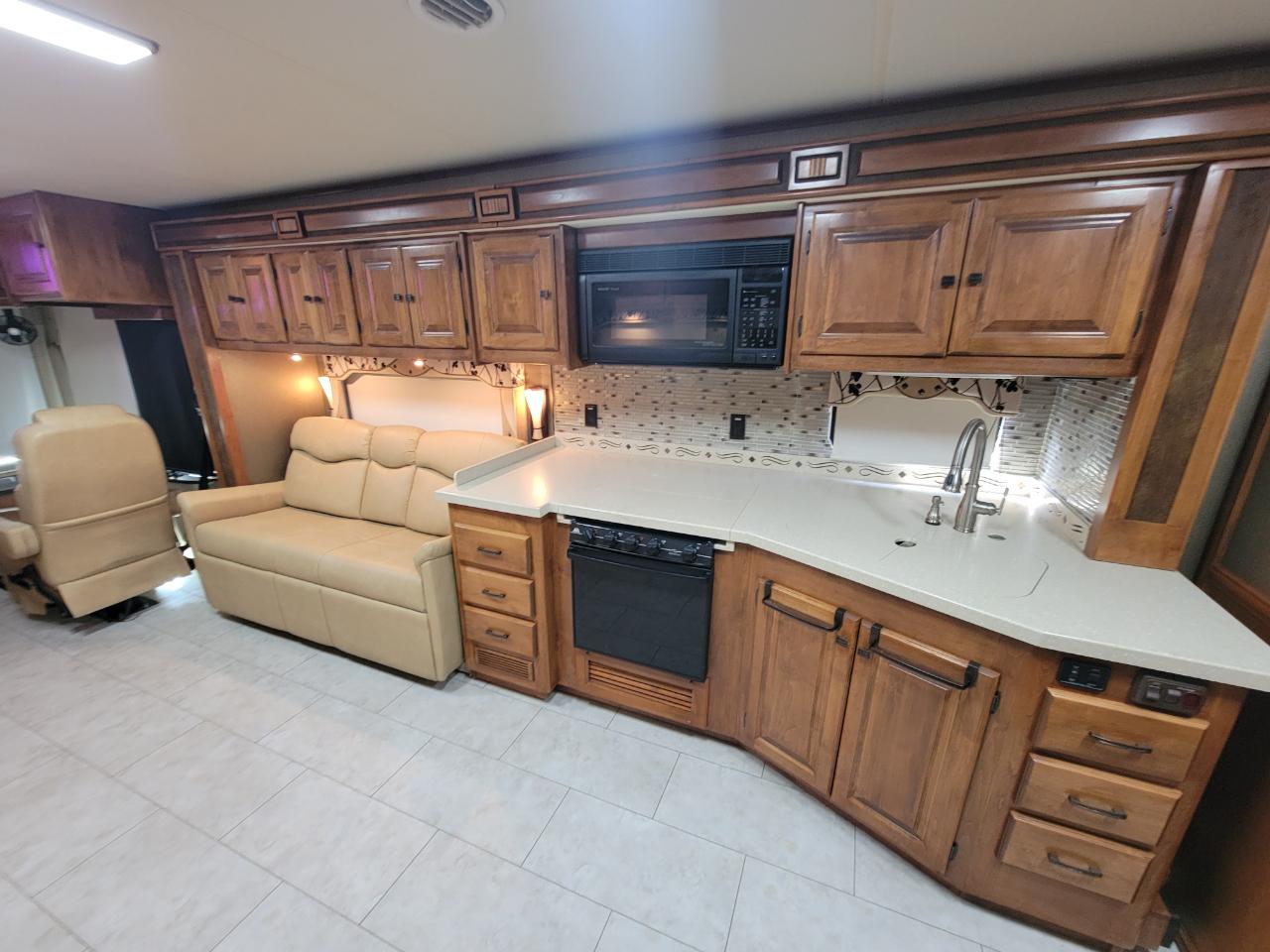 Tiffin Motorhomes Allegro  2013