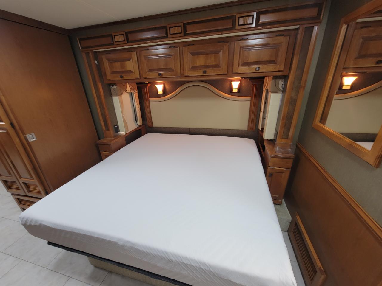 Tiffin Motorhomes Allegro  2013