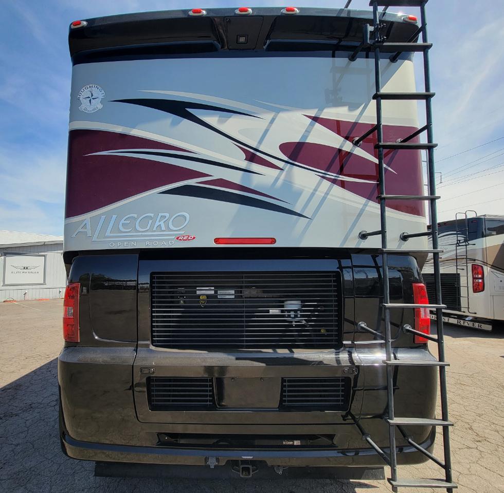 Tiffin Motorhomes Allegro  2013