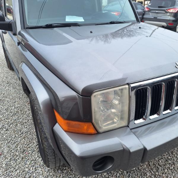 Jeep Commander Sport 4WD 2008