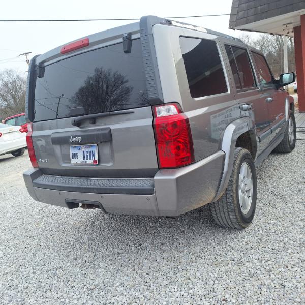 Jeep Commander Sport 4WD 2008