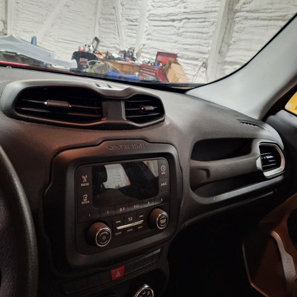 Jeep Renegade 4WD 4dr Sport 2015