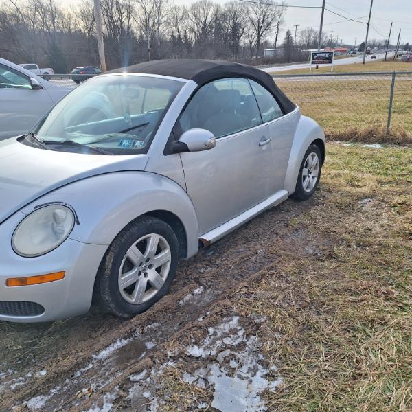 Volkswagen New Beetle 2.5L Convertible 2007