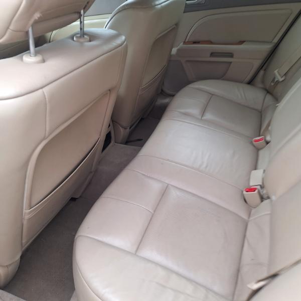 Cadillac STS V6 2010