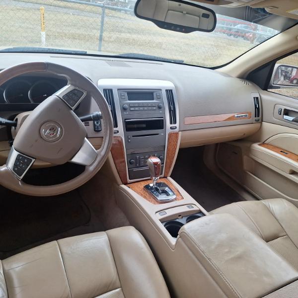 Cadillac STS V6 2010