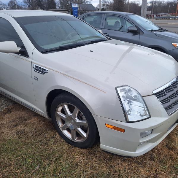 Cadillac STS V6 2010