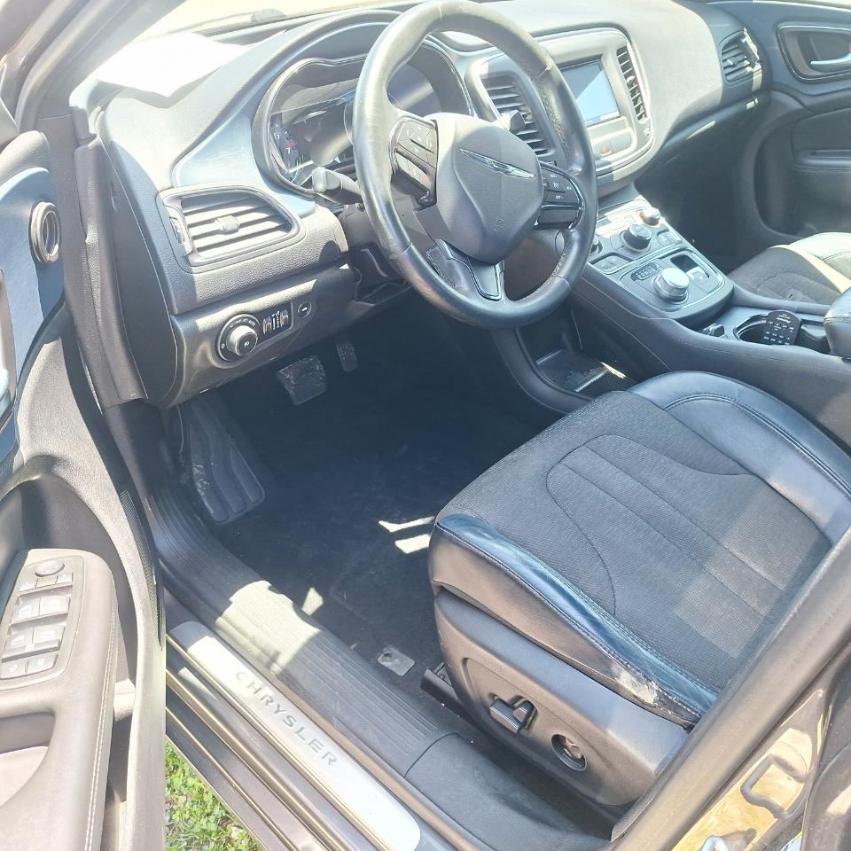 Chrysler 200 S AWD 2015