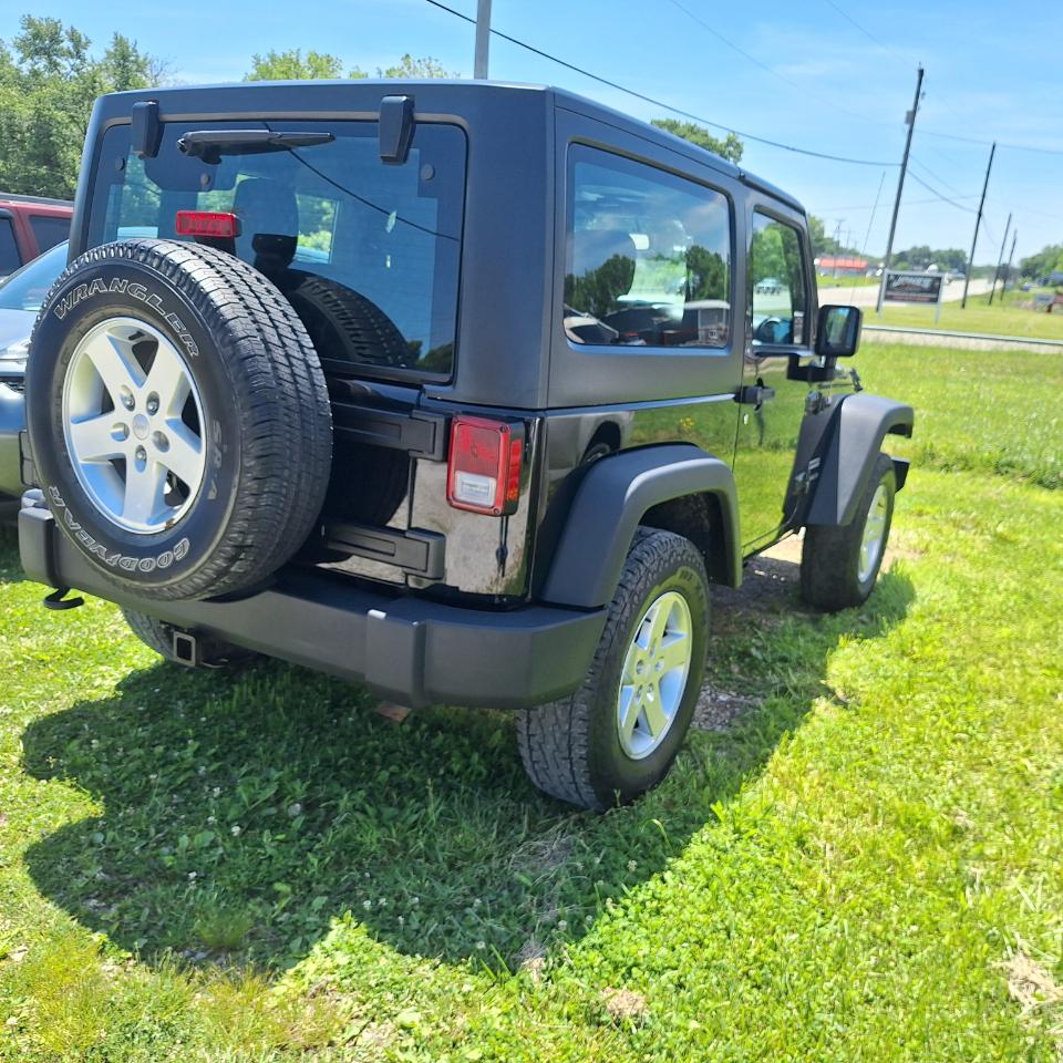 Jeep Wrangler Sport 4WD 2015