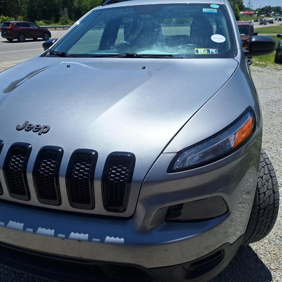 Jeep Cherokee Sport 4WD 2015