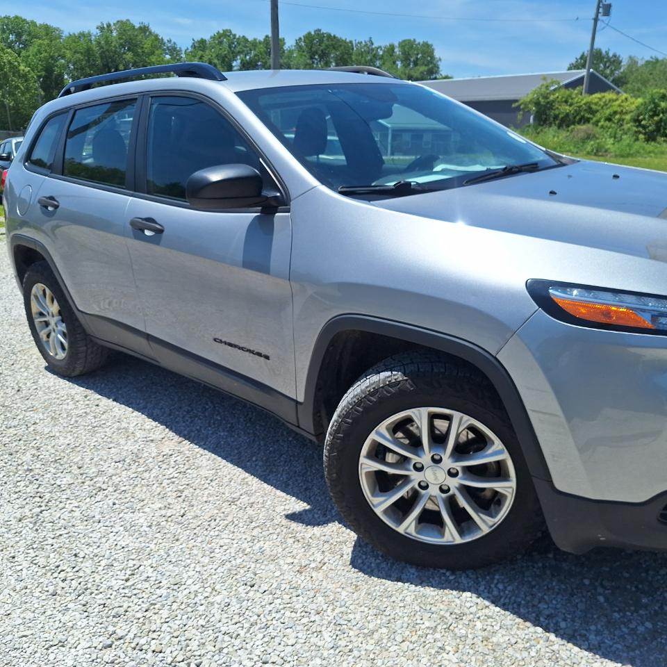 Jeep Cherokee Sport 4WD 2015