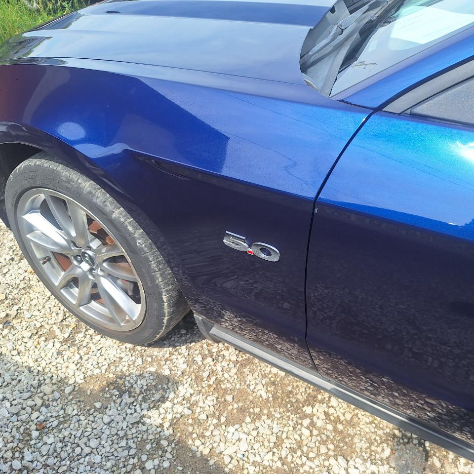 Ford Mustang GT Coupe 2012