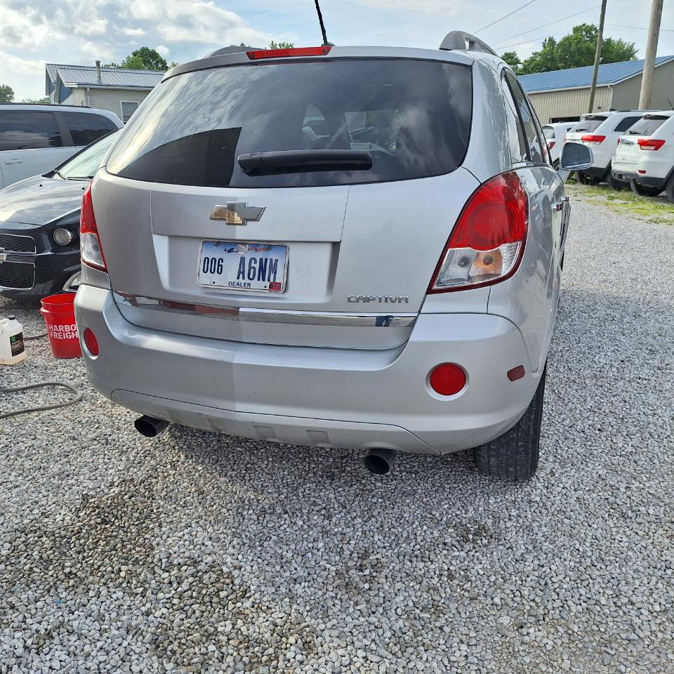 Chevrolet Captiva Sport 1LT FWD 2012